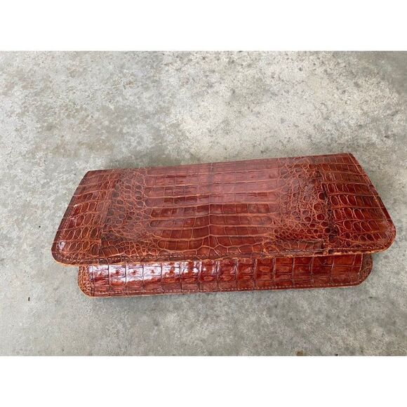 Vintage Brown Crocodile Print Clutch Bag - 11.5” x 5” - Picture 3 of 12